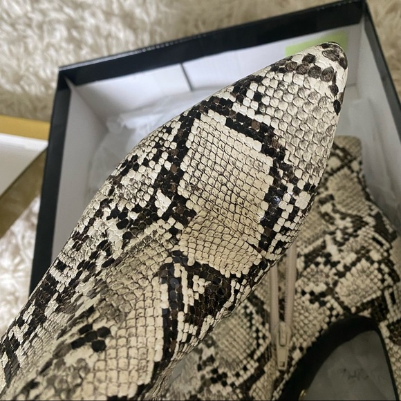 Thalia Sodi Rylie Smakeskin Pointed Toe Stiletto Bootie - Picture 6 of 7